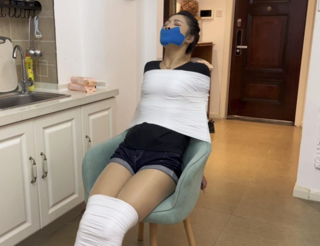 【小橙】椅子上，光坐着舒服，可不行-5