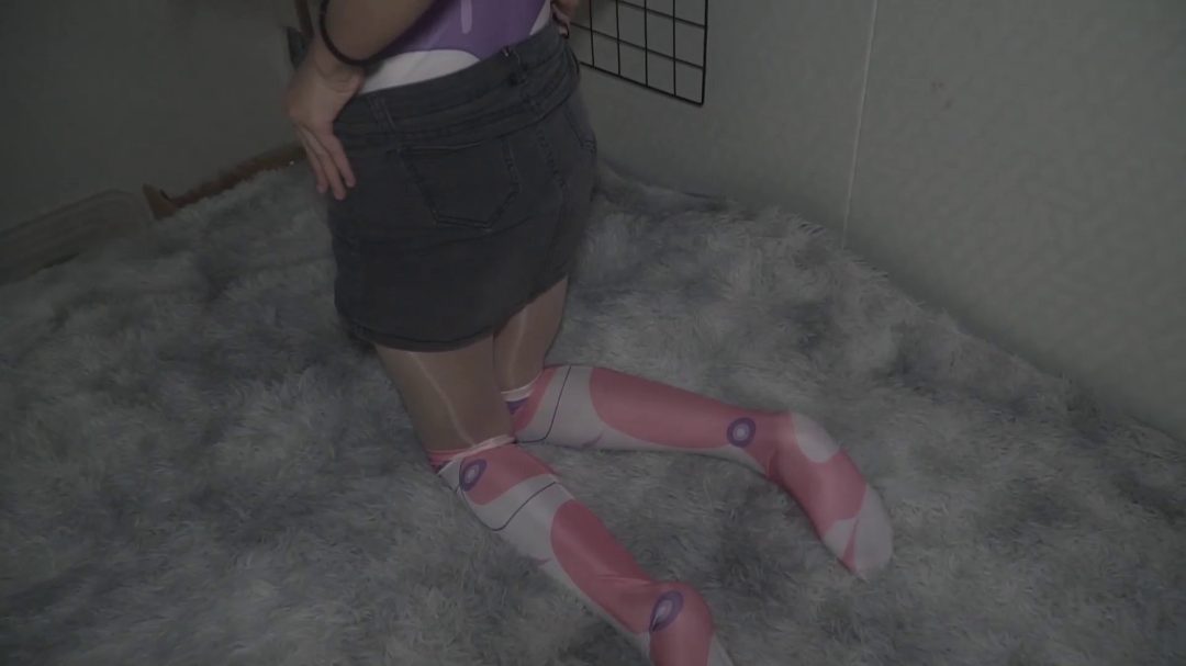 油亮丝袜小妲己+来梦学姐头盔+单手套束缚-3