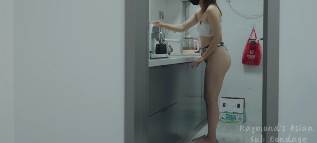 chastity belt plug 1：锁着栓做家务-3