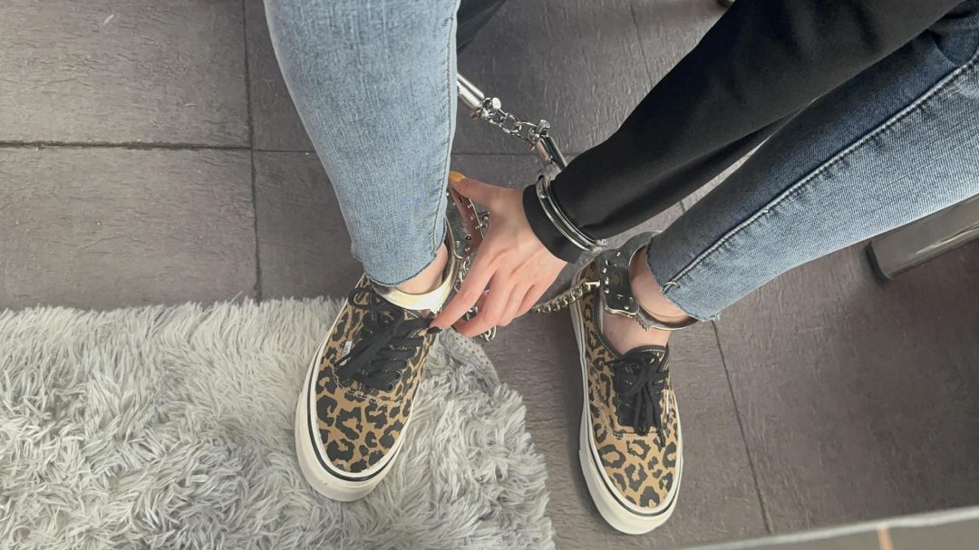 美女监狱主题体验-8