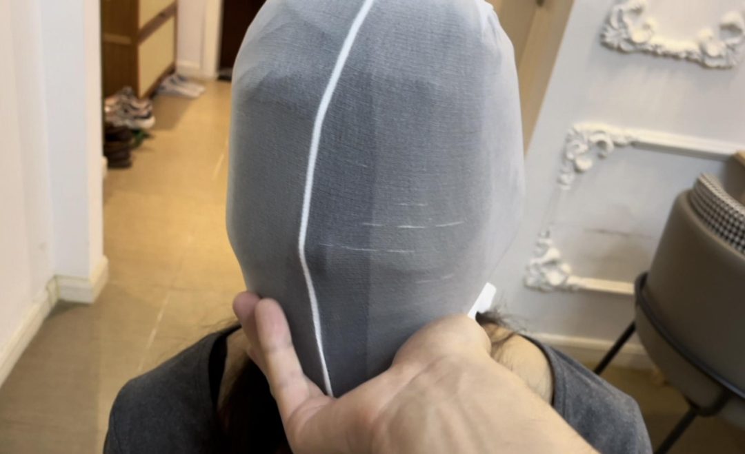 【小阳】纯享：呼吸限制2，肉、黑、白三色丝袜套头，再缠上保鲜膜，不够？高跟鞋再罩在脸上~-4