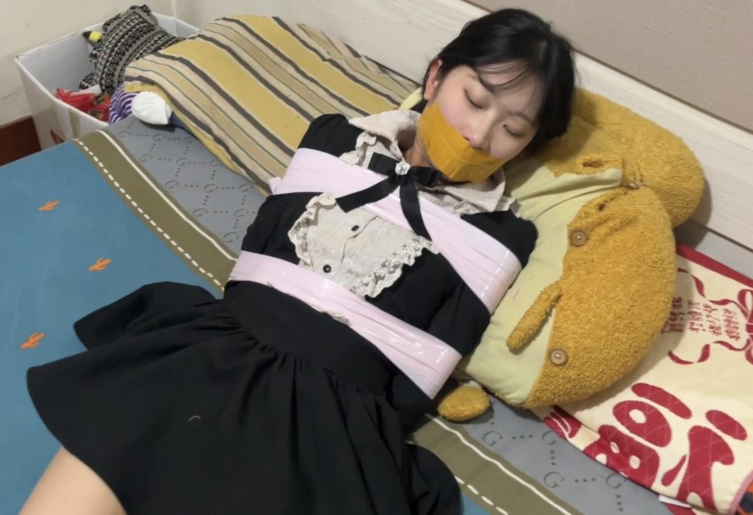 【缚艺录】【任我行】【雨朵】白色丝袜的挣扎-7