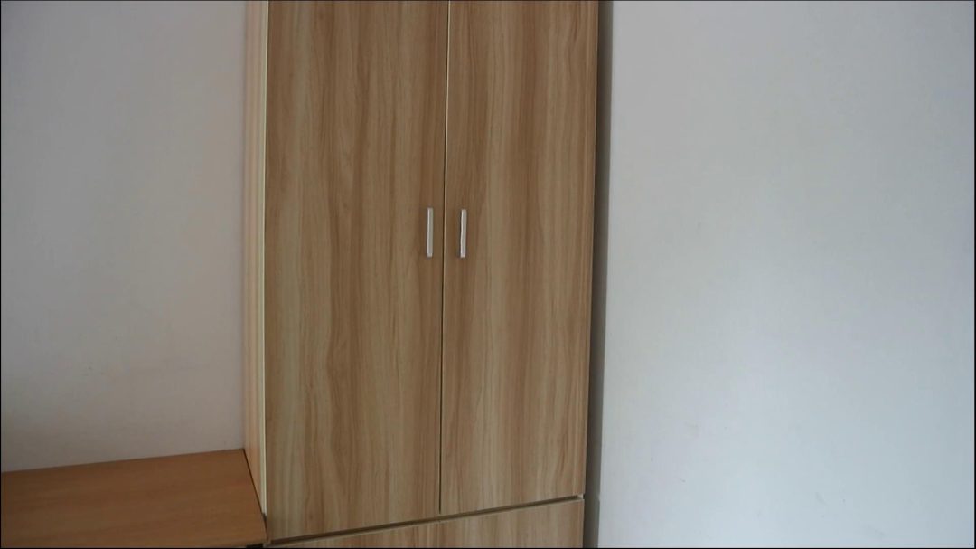 《柜子里的大学生》回顾臭脚妹妹入坑之作-1