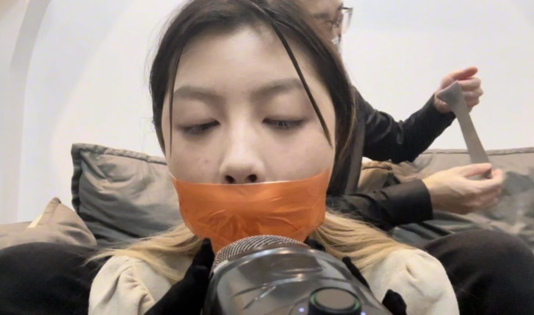 【小晗ASMR】13层胶带轮流封嘴，绷带，口球轮番上，舒服的助眠轻音-4