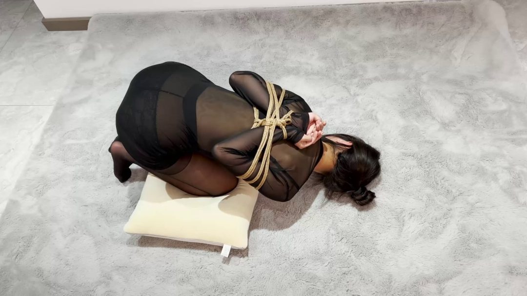 超紧后手观音捆绑，跪趴调教臣服，后手观音驷马泣不成声-2