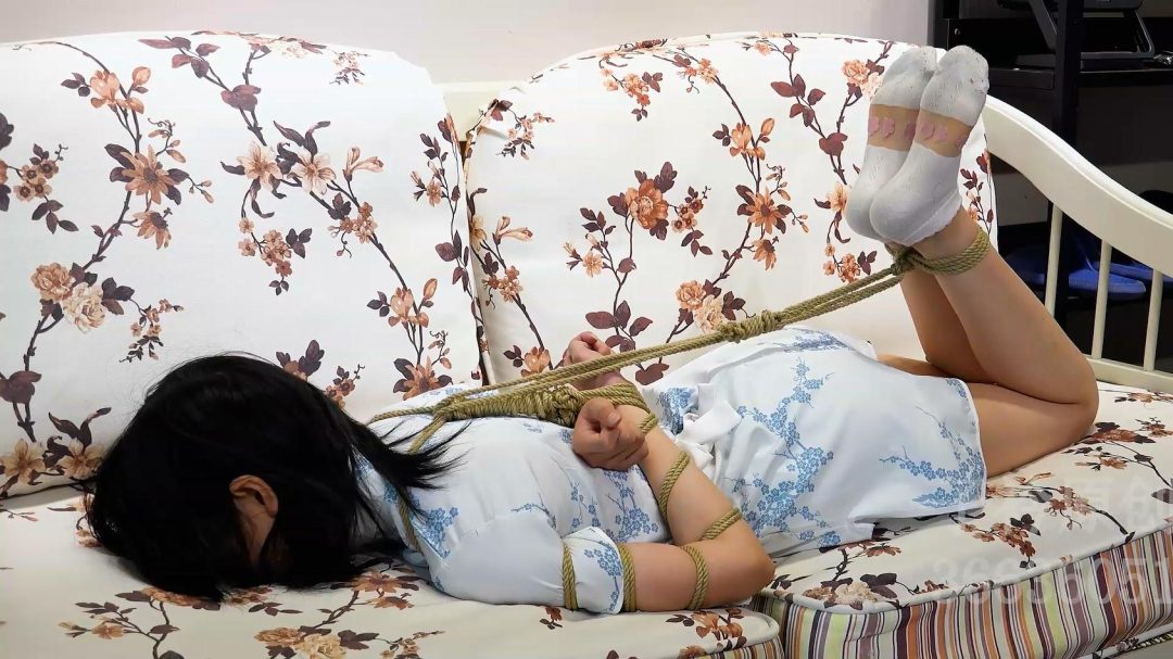 佳佳 五花驷马-4