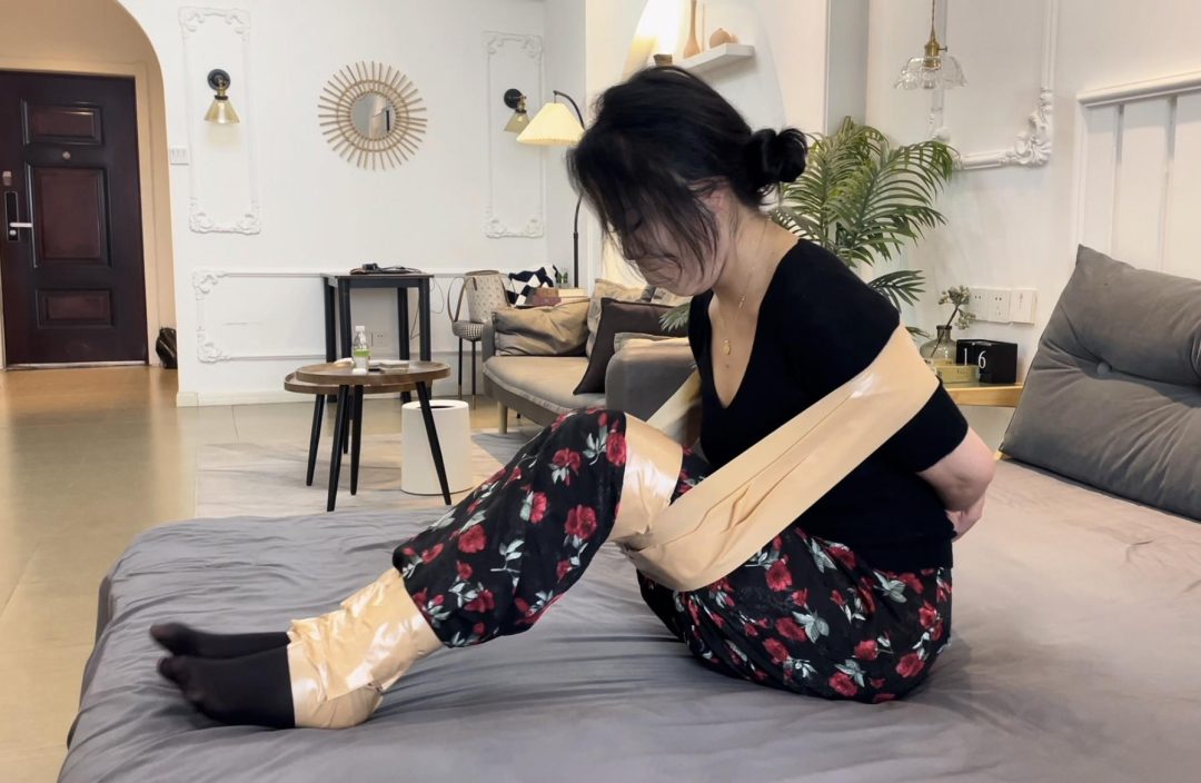 【缚艺录】【小知】日本胶带+堵嘴后的3层封嘴，“呜呜呜”-5