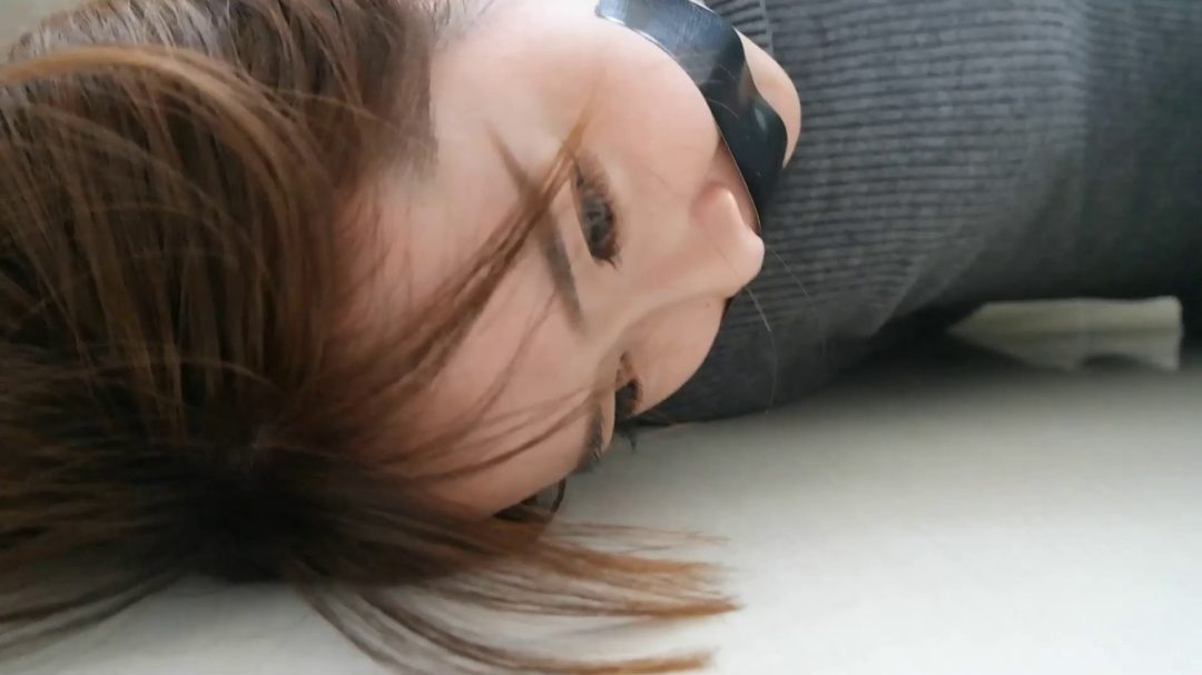 新模特女神演绎《高傲的一闪而现》-4