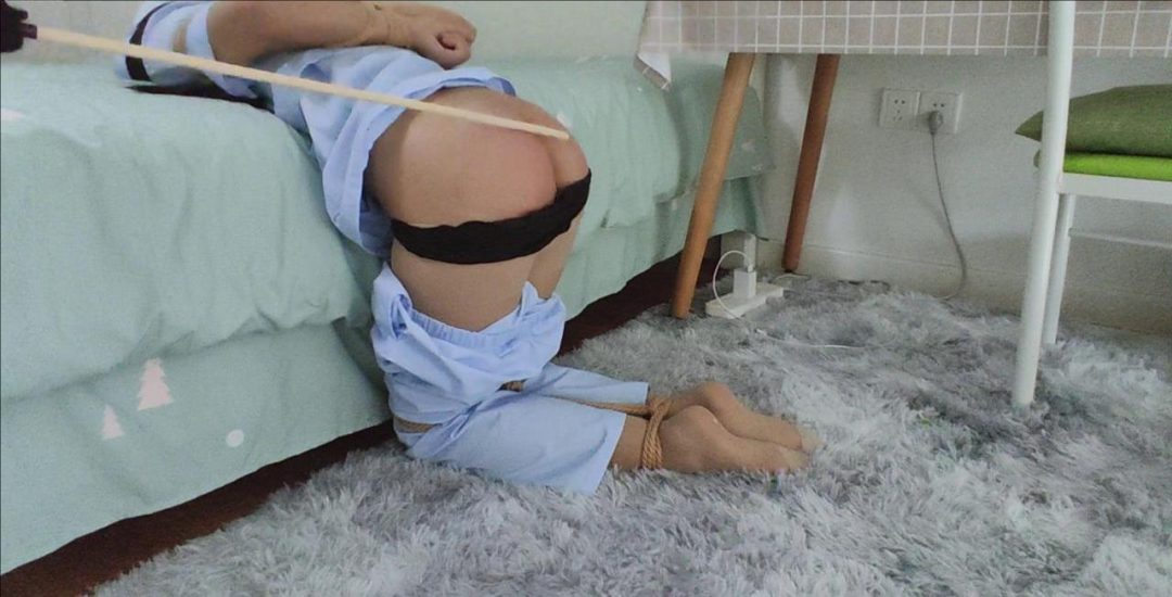 【臭脚妹妹护士装SP】DAILY系列-1