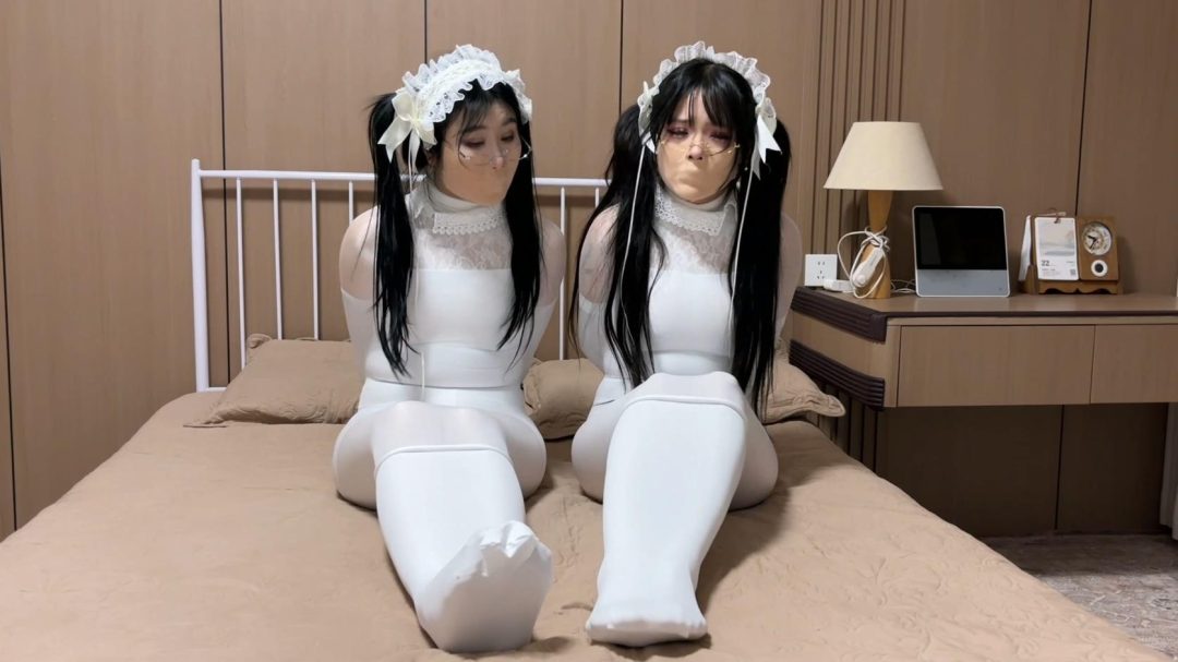 king 饱和式剧情 《美艳女杀手的洋娃娃生活02》吴晗曼妮 身材丰满的2大美女 被彻底改造成洁白的洛丽塔可爱白丝抱枕-7