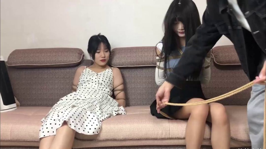 双妹捆绑放置 口球口枷堵嘴 口水滴落~海苗、敏丽-3