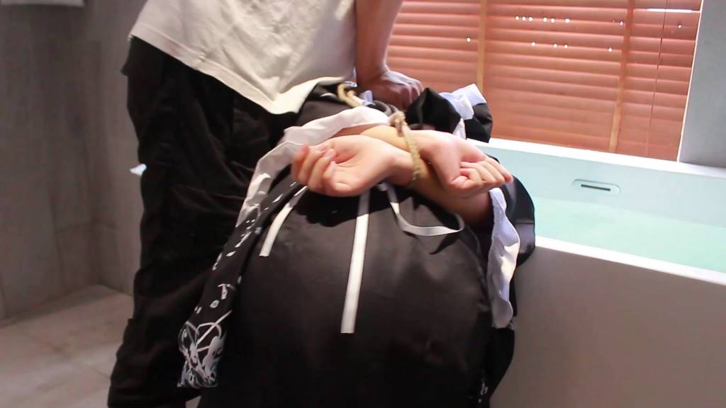 日系和服白丝双马尾萝莉，固定全方位严密TK 藤条抽打 SP 浴缸水刑绝闷 失禁昏迷-6