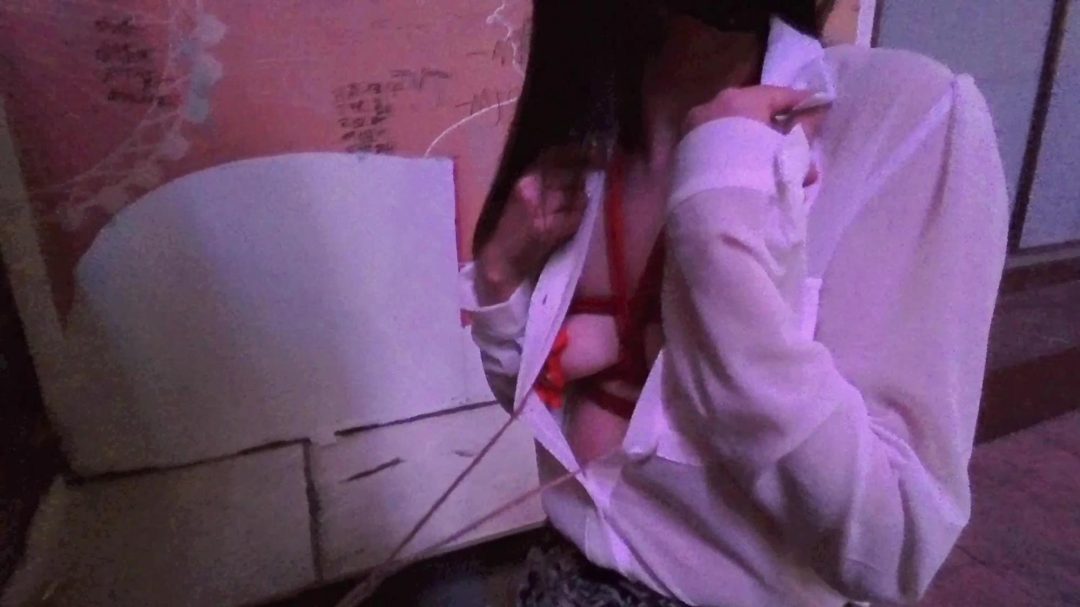 户外游戏：红绳绳衣/灯光G塞/透视衬衣/微透超短裙/商场区-6