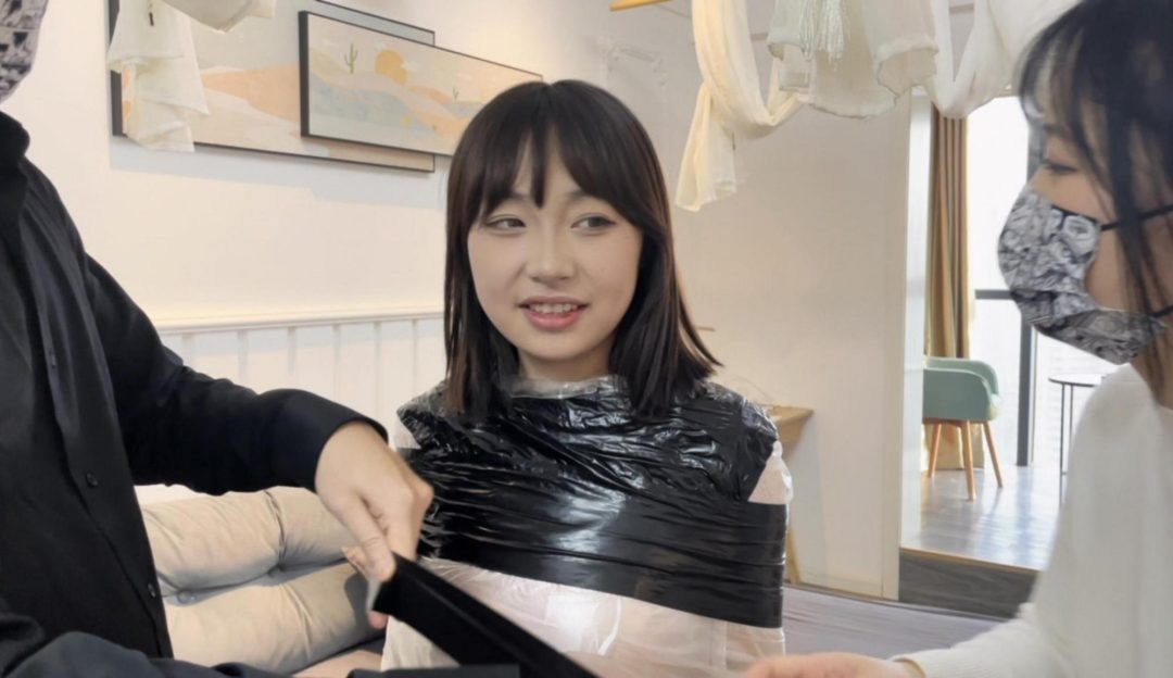 【小诺】小诺的胶带全包，顺便挠挠黑丝小jio-3