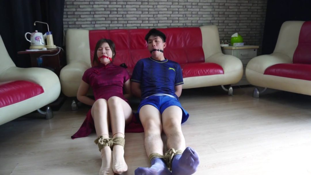 情侣逃脱未遂惨遭二次严厉捆堵折磨-3