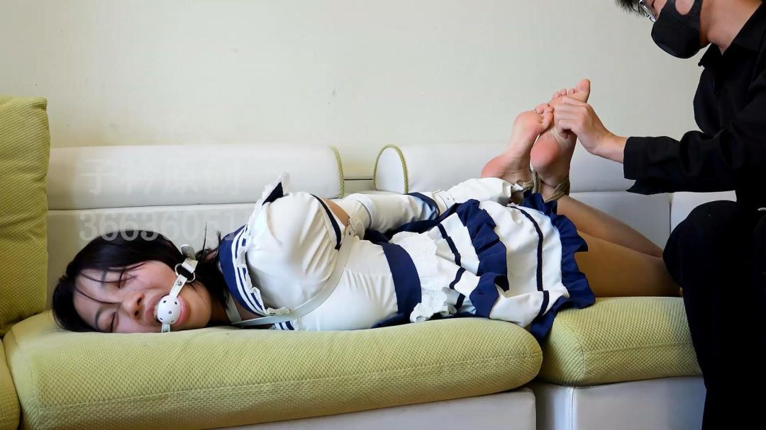 叶子 后手并肘直臂紧束单手套-1