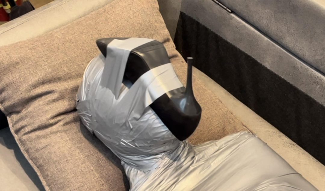 【小阳】纯享：呼吸限制3，银色胶带木乃伊，还有点不够？把高跟鞋，继续贴上-9