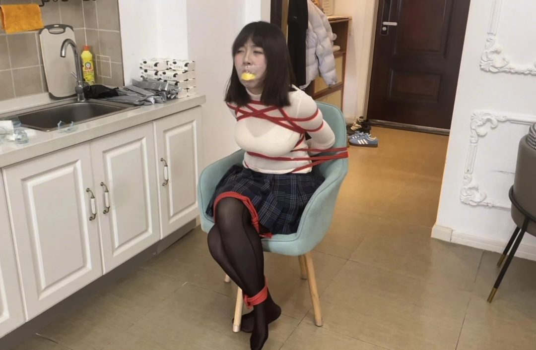 【小诺定拍】 海绵球+封嘴，黑丝小jio，挣扎度很高-7