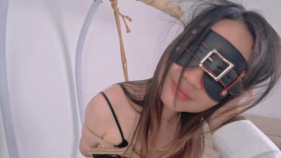 深度调教——极致的折磨与严格的训练带来的温顺和臣服（超紧股绳/强制深喉/口侍奉训练/TD/肛勾/强制踮脚）-6