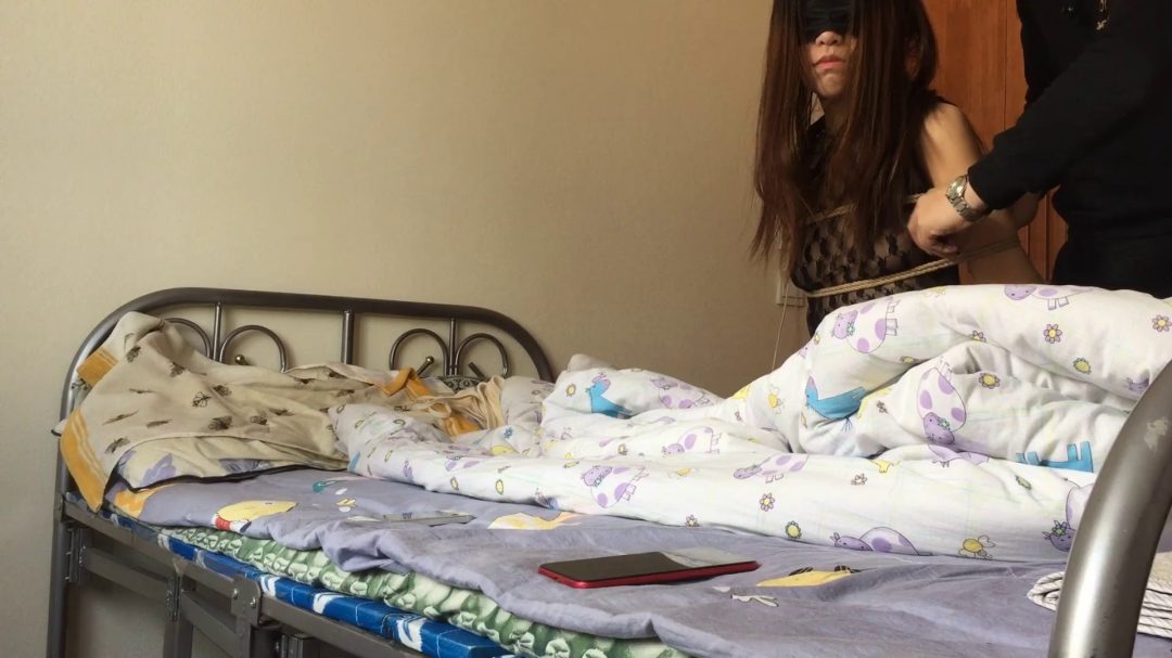 女M好几年不见好好调教一下 嘿嘿-1