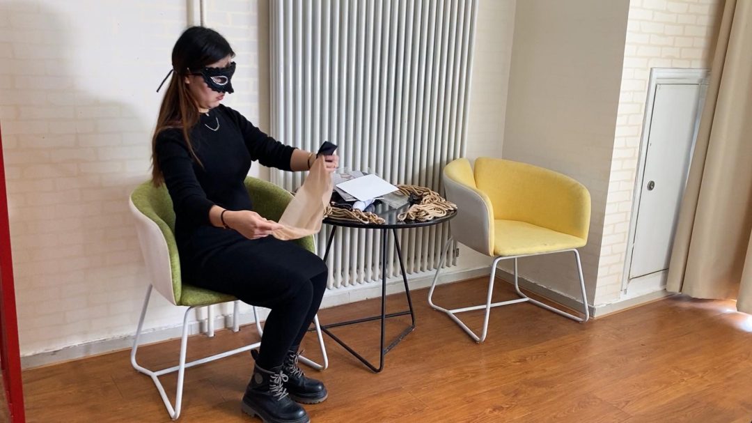 研究生|小胖妹|初体验|TK SP|可爱灵活的小脚丫 软膜硬泡脱衣服 整个过程只有真实-2