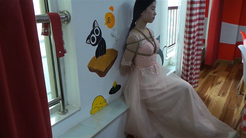 小宁礼服鉴赏-3