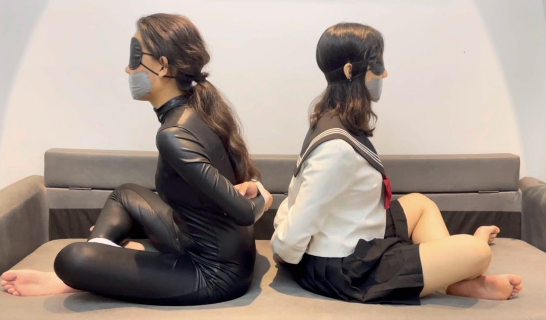 【小雨】【招模特】小雨的双人，胶带捆绑游戏-1