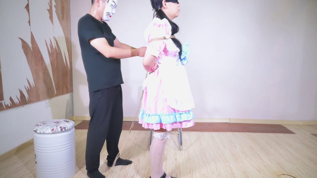 白丝椅缚鼻の虐—鼻涕、喷嚏-2