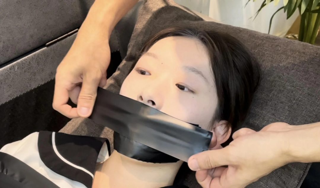 【新模小雪】【招模特】皮肤白皙、身材纤细的小雪，第一次试镜，体验绳艺与挣脱~-4