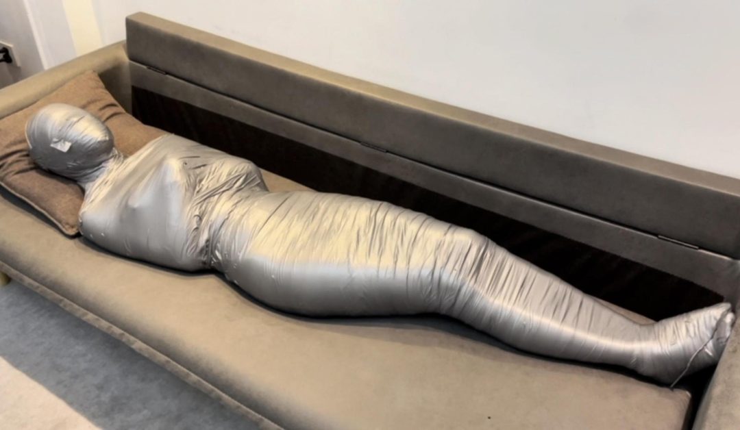 【小阳】纯享：呼吸限制3，银色胶带木乃伊，还有点不够？把高跟鞋，继续贴上-5