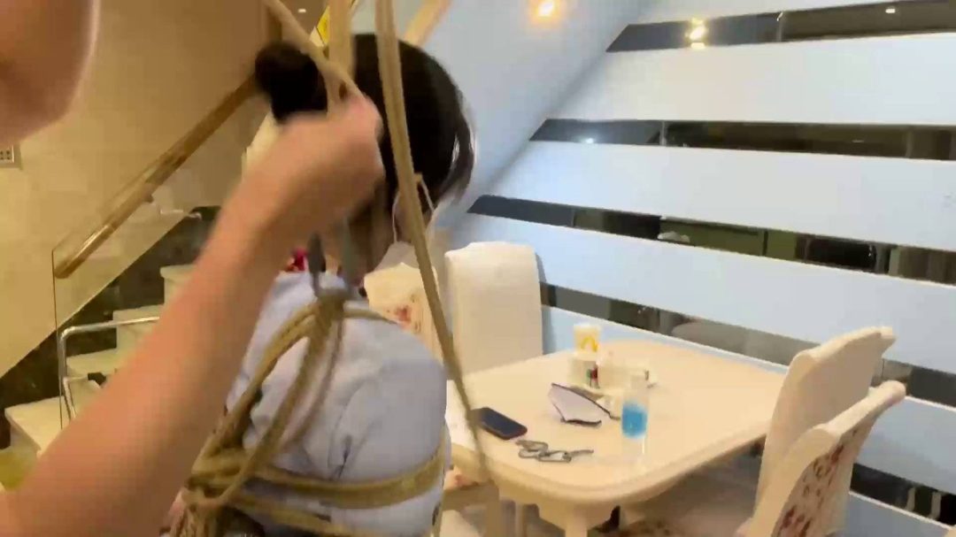 小美女职员问卷事件（正片）小姐姐喜欢双人KB-6