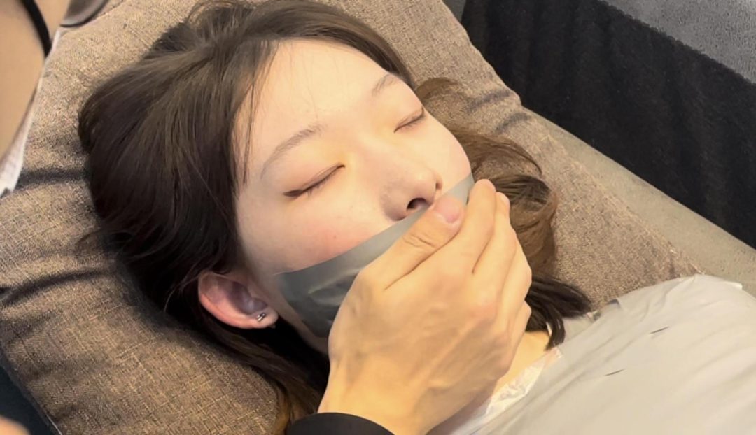 【小雪】 胶带全包，小雪的侧颜真好看-6