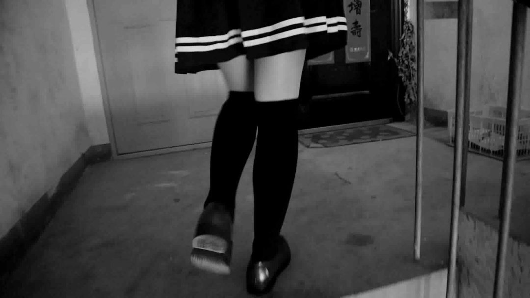 《大学生被绑架》回顾臭脚妹妹入坑之作【2】-2