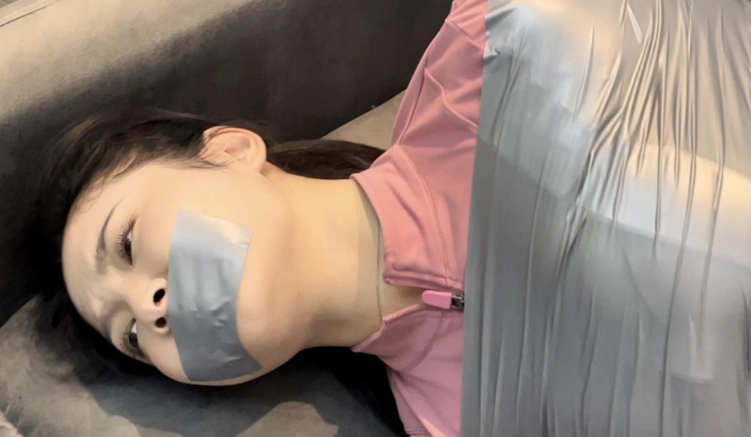 小橙的挣扎我一直很满意，再加上出众的气质，很好的身材，多角度运镜，带来最真实的挣扎感-4