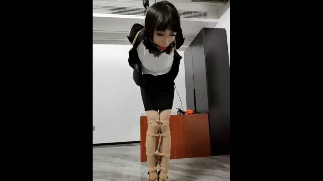 直臂 新娘装悬吊 紧缚挣扎-2