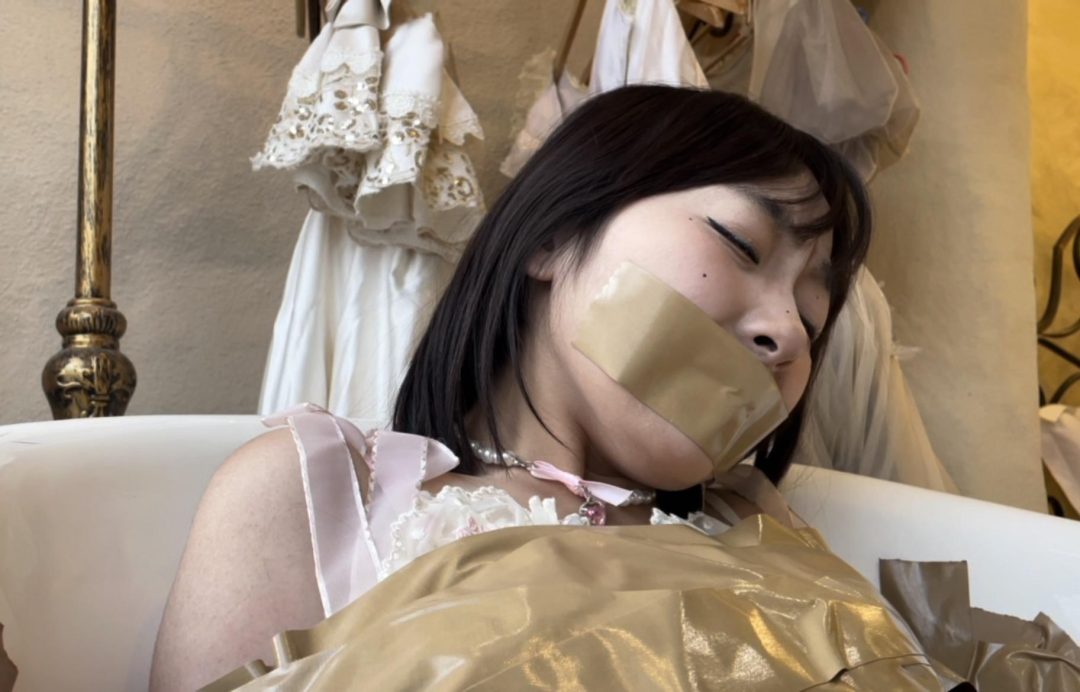 【小诺】 相比看过柯南的，都知道浴缸胶带案，小诺的挣扎度，一直很棒-8