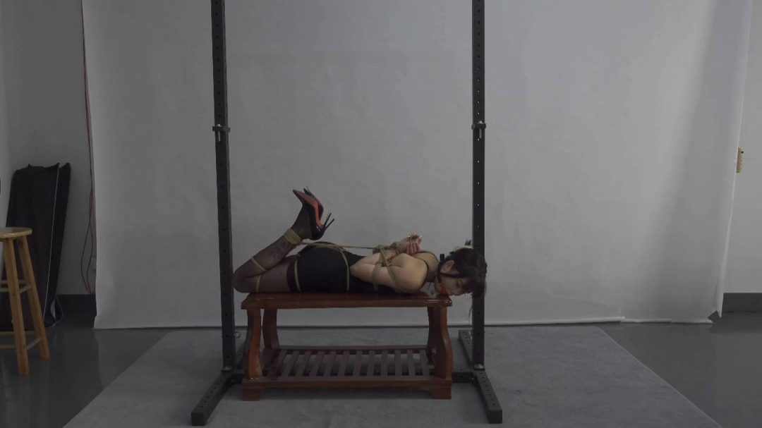 可可紧缚初体验-5