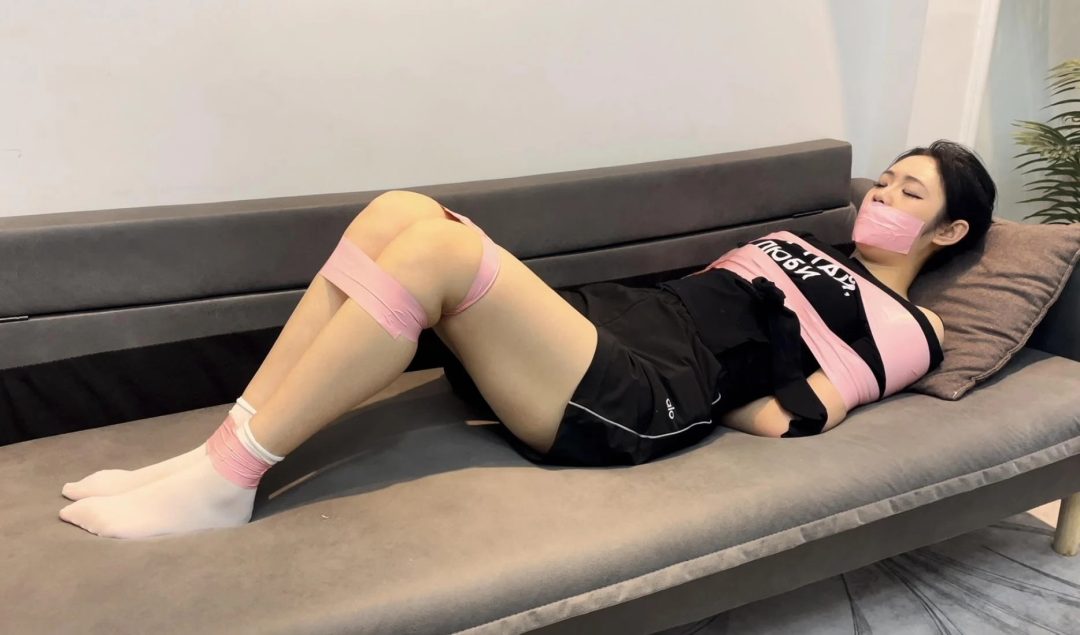 【缚艺录】【新模小树】脸蛋很像韩国美女的小树，175大长腿，粉色胶带捆绑-10