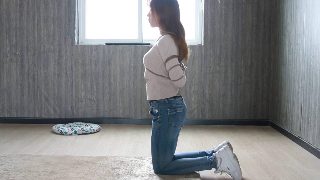 定拍反扭捆绑沐沐-4