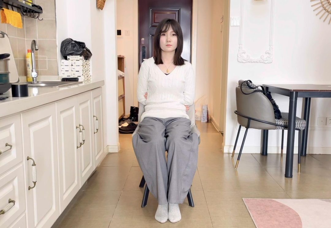 胶带捆绑体验-1