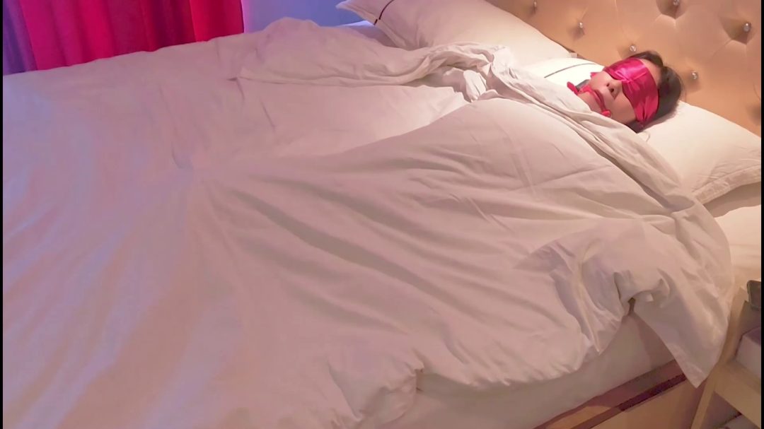 邻居妹妹2妹妹的18岁第二次正式开篇。tk，丝袜胶带封嘴，口球堵嘴-2