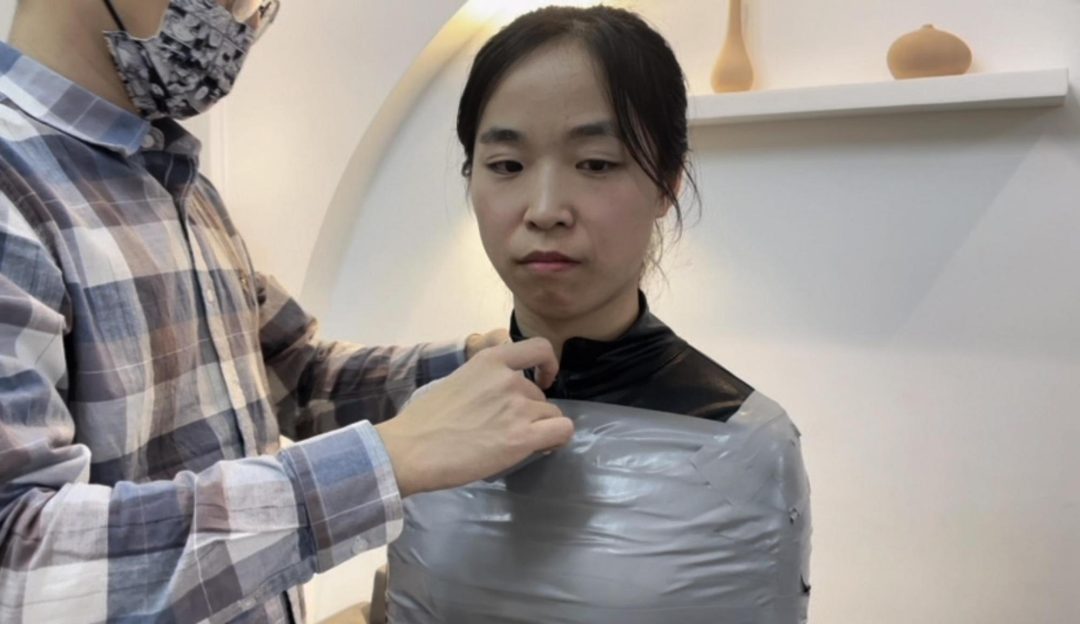 【小海】小海的胶带全包，挣脱的比较容易，所以，奖励胶带贴自己的嘴巴-4