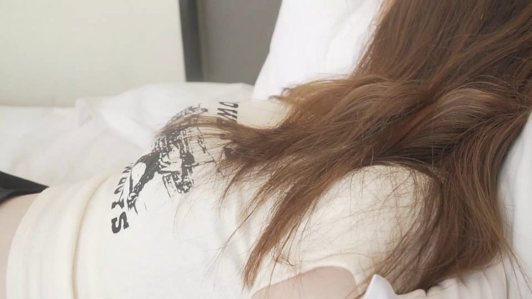 灰丝捆绑戴头套，美女无奈变土匪~-3