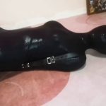 蛇皮 Zentai黑曼巴 全身拘束沙发