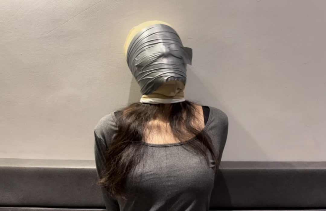 【小阳】纯享：呼吸限制，胶带封嘴后，双层丝袜套头+胶带全脸~-5