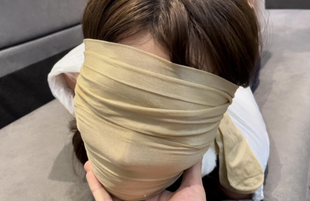 【小陈】【招模特】胶带捆绑后，驷马姿势的挣扎，嘴巴也塞满，再加上白丝与肉丝的结合~-15