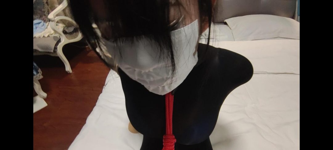 （老板定拍） 嗷嗷穿上连体丝袜 医用敷贴封上眼睛-7