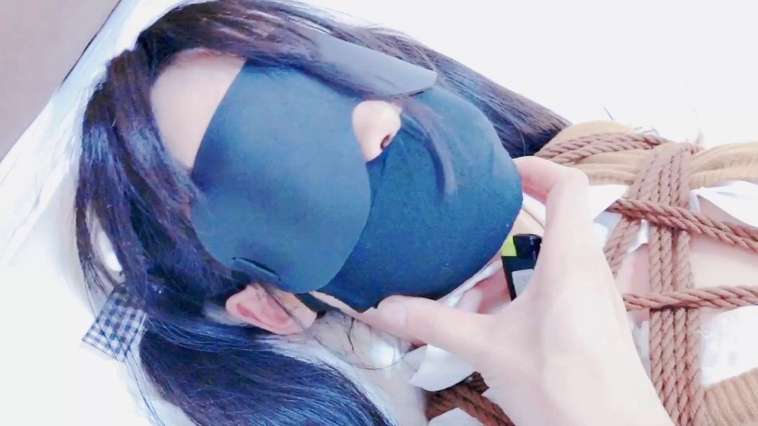 小G的和服捆绑很惊艳，肉丝、白棉袜、过膝袜藤条鞭打-1