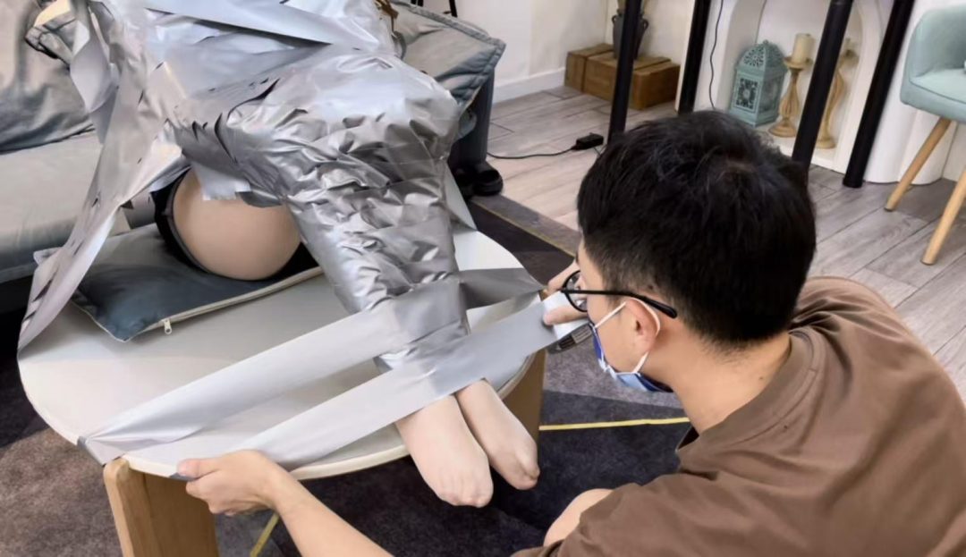【缚艺录】【小知】桌子上的银色胶带全包，嘴巴得封严实-3