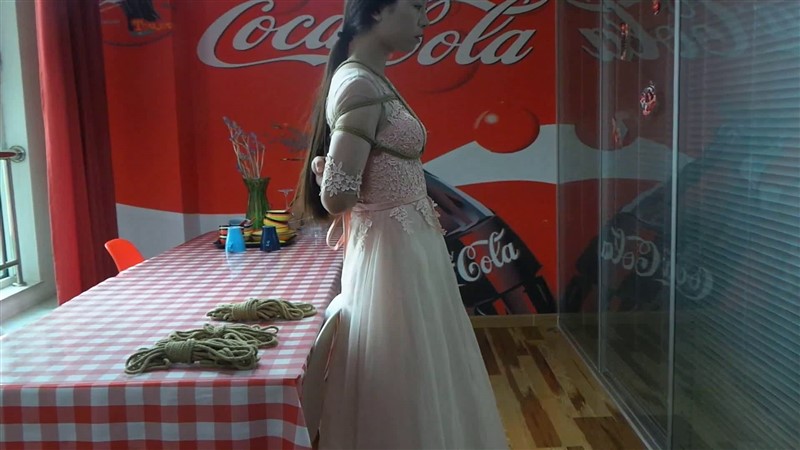 小宁礼服鉴赏-2